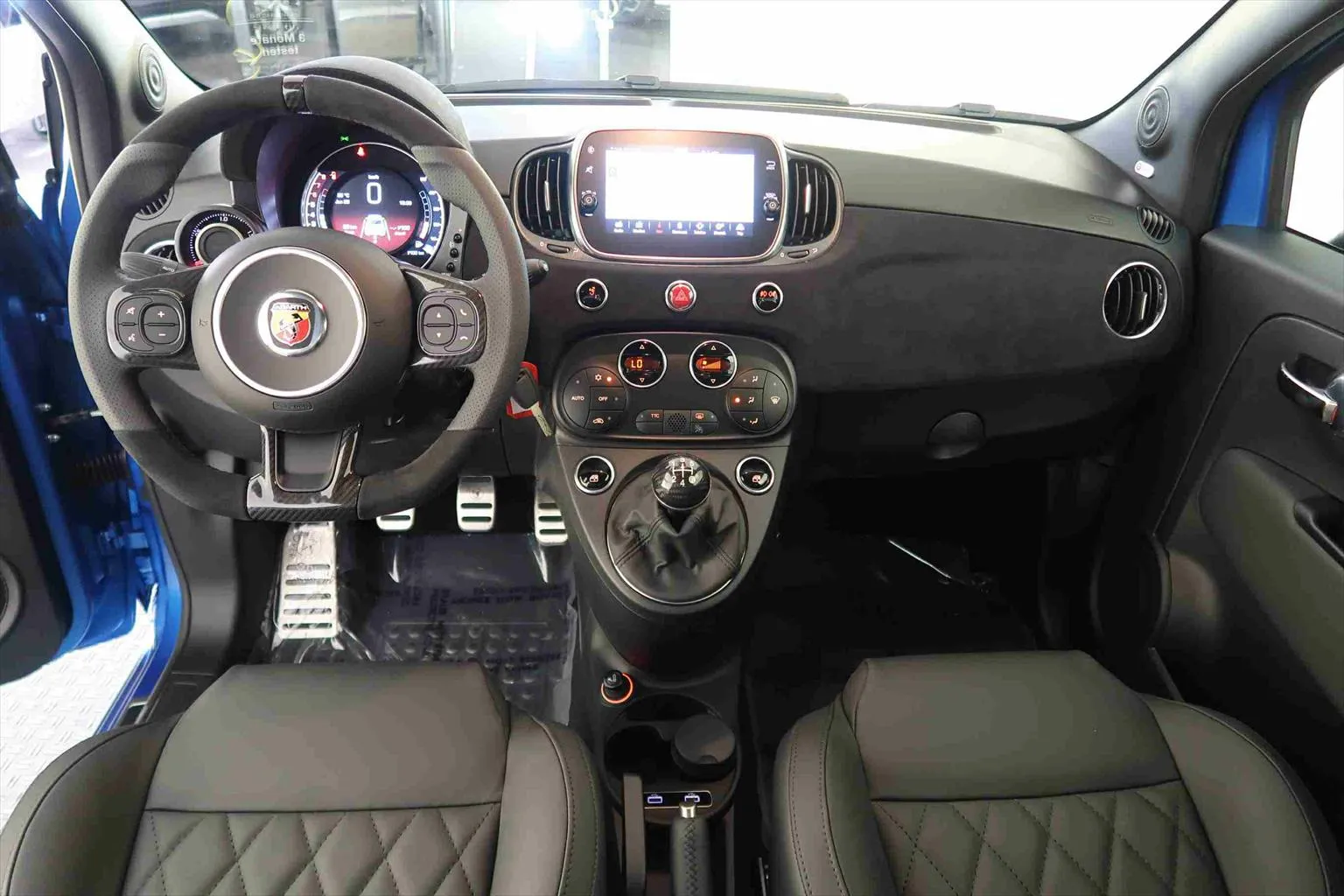 Fiat 500 Abarth 595 1.4 16V T Competizione  Image 5