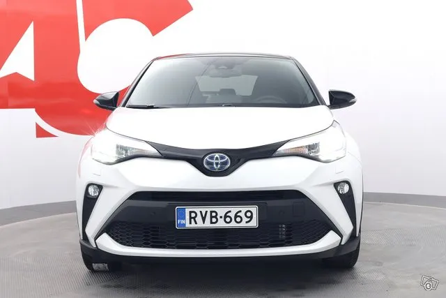 Toyota C-HR 1,8 Hybrid Intense Edition Image 8