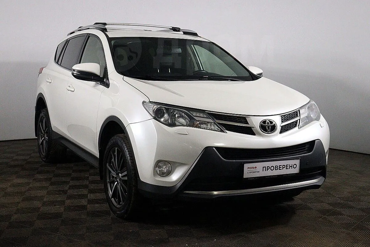 Toyota RAV4 Image 3