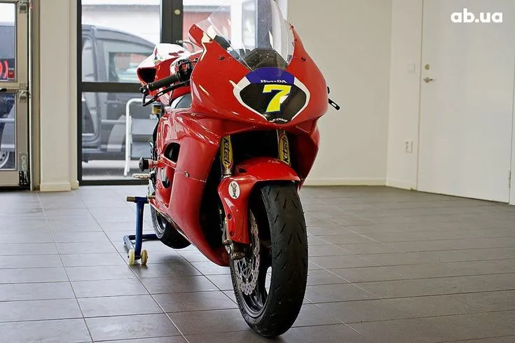 Honda CBR Image 7